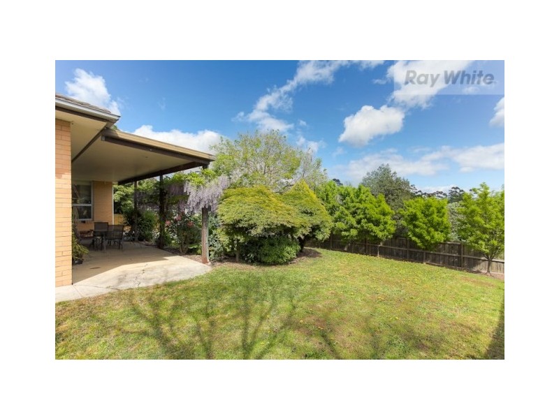 54 Crown Point Ridge, Chirnside Park VIC 3116