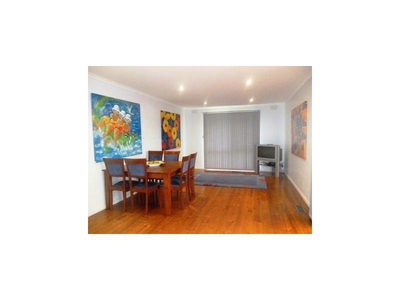 18 Harvest Drive, Chirnside Park VIC 3116