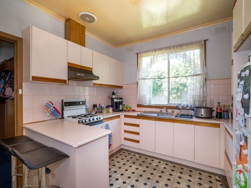 3 Kenneth Road, Bayswater VIC 3153