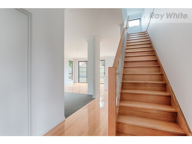 2/15 Beresford Road, Lilydale VIC 3140