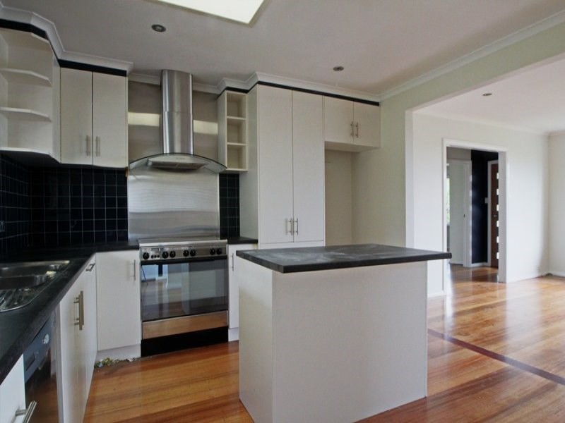 35 Taylor Road, Mooroolbark VIC 3138