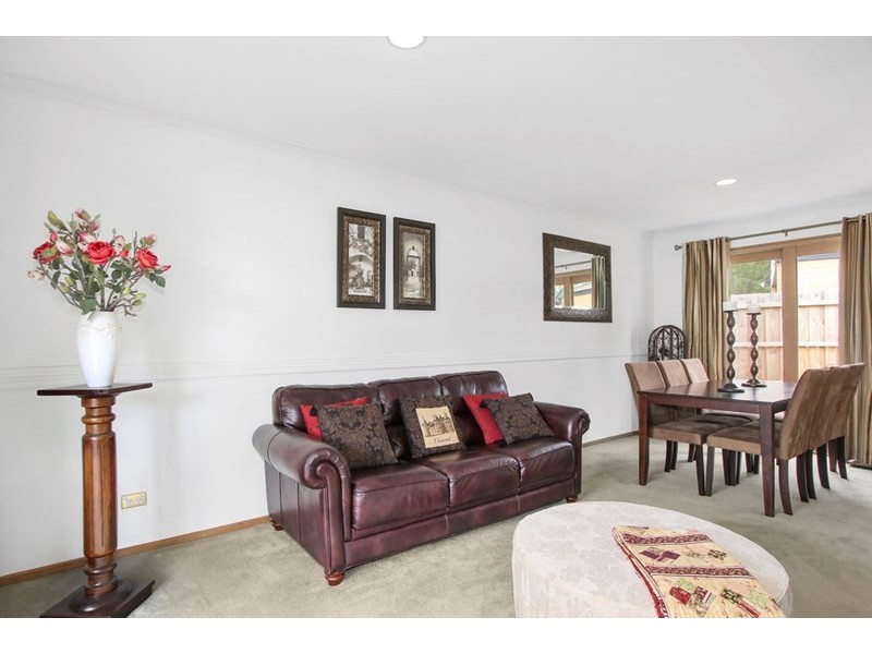 8 Marraroo Close, Bayswater North VIC 3153