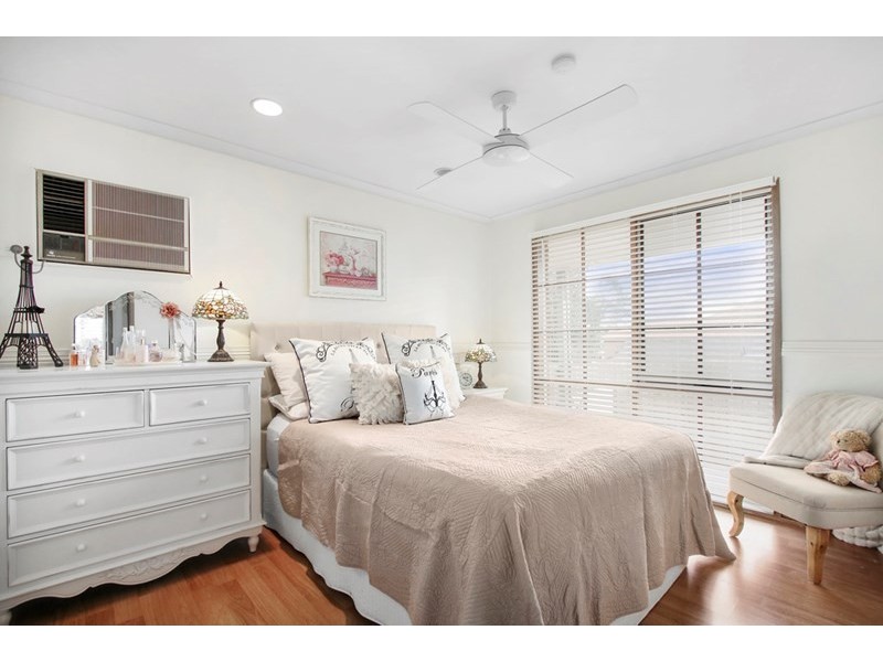 8 Marraroo Close, Bayswater North VIC 3153