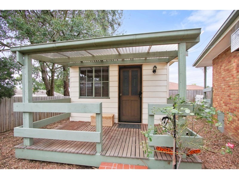 8 Marraroo Close, Bayswater North VIC 3153