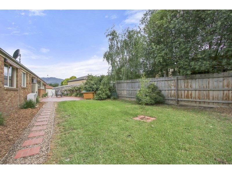 8 Marraroo Close, Bayswater North VIC 3153