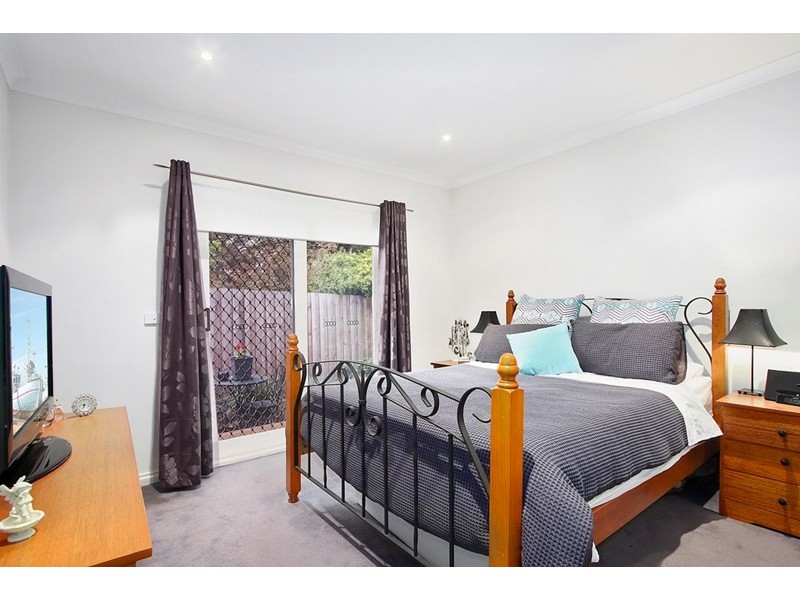 15A Mountain View Road, Kilsyth VIC 3137