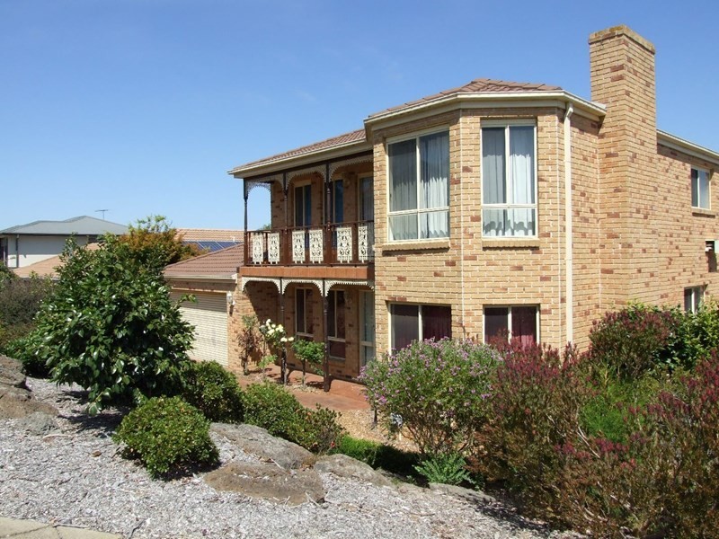 30 Drummer Hill Lane, Mooroolbark VIC 3138