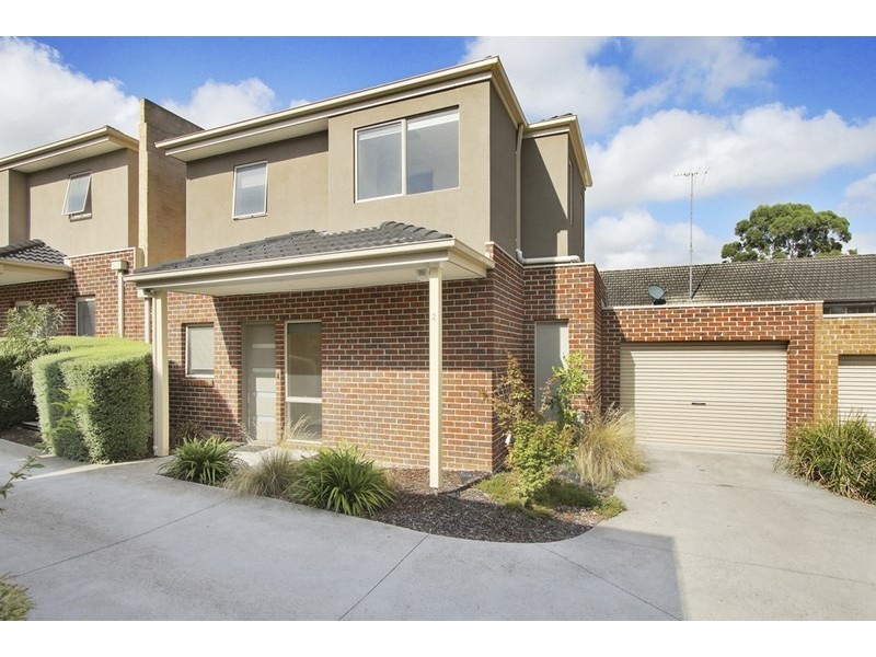 2/196 Hull Road, Mooroolbark VIC 3138