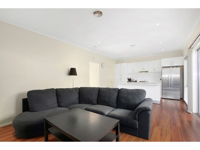 2/196 Hull Road, Mooroolbark VIC 3138