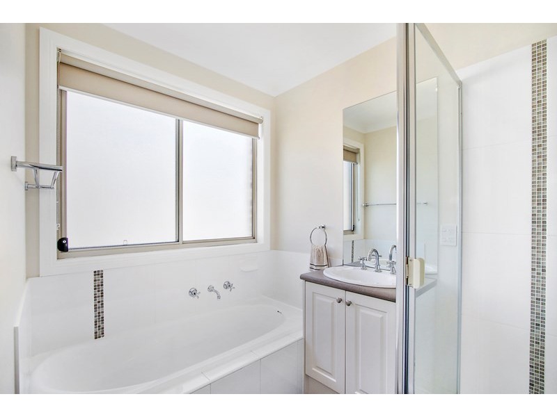 20 Grand View Grove, Lilydale VIC 3140