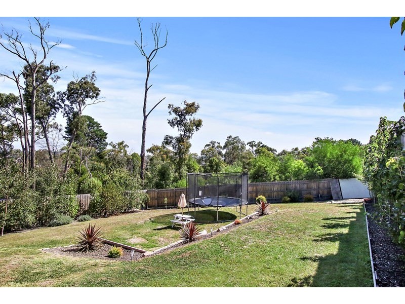 20 Grand View Grove, Lilydale VIC 3140