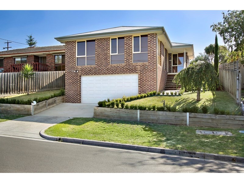 1 St Andrews Drive, Chirnside Park VIC 3116