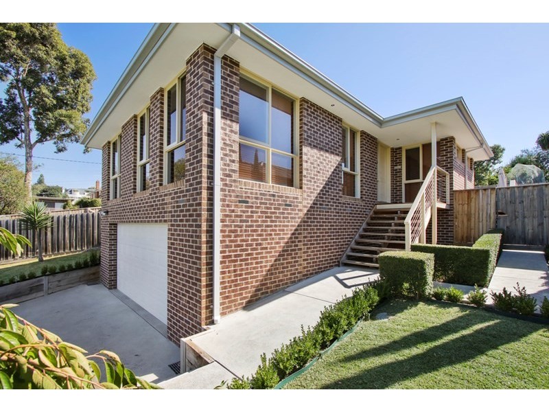 1 St Andrews Drive, Chirnside Park VIC 3116