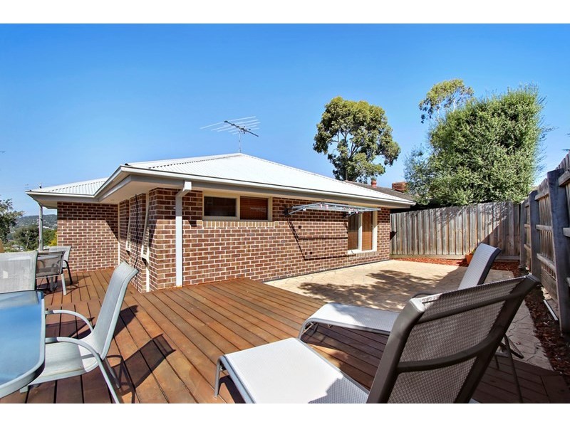 1 St Andrews Drive, Chirnside Park VIC 3116