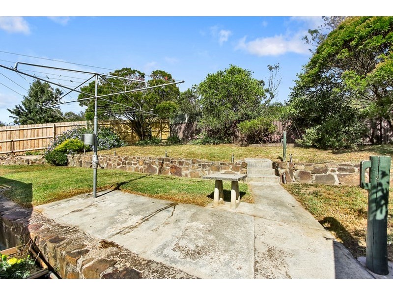 6 Queen Road, Lilydale VIC 3140