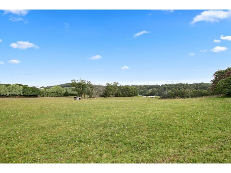 680 Lusatia Park Road, Hoddles Creek VIC 3139