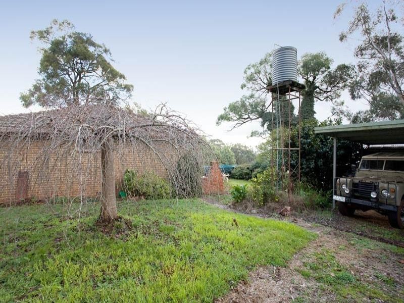 745 Lusatia Park Road, Hoddles Creek VIC 3139