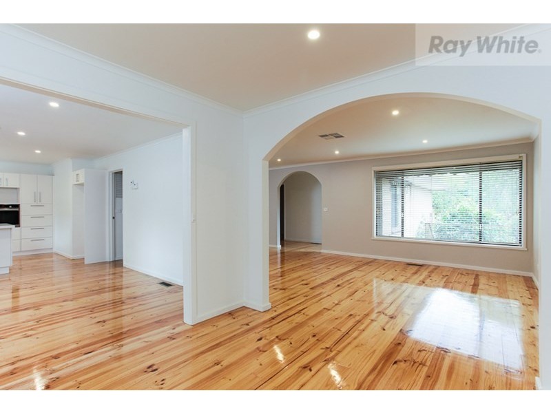 14 Glendale Drive, Chirnside Park VIC 3116