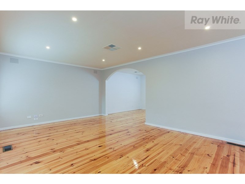 14 Glendale Drive, Chirnside Park VIC 3116