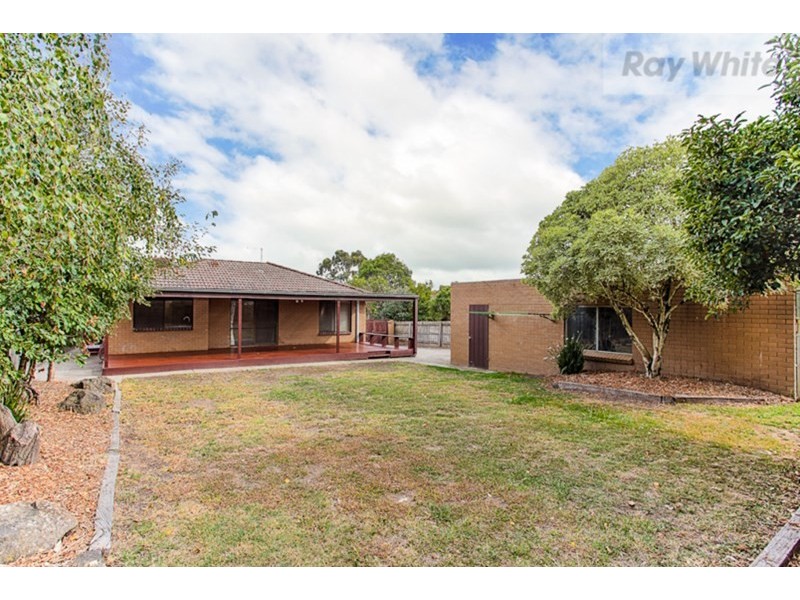 14 Glendale Drive, Chirnside Park VIC 3116