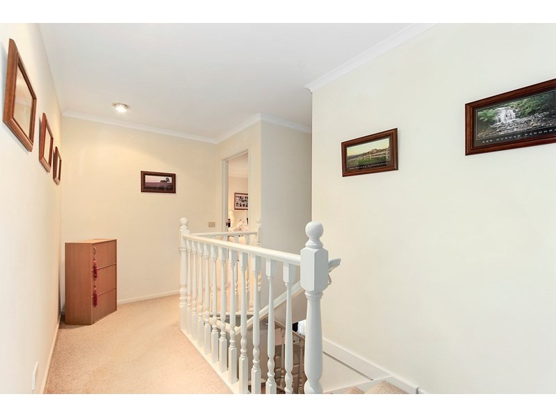 1 Mari Terrace, Croydon Hills VIC 3136