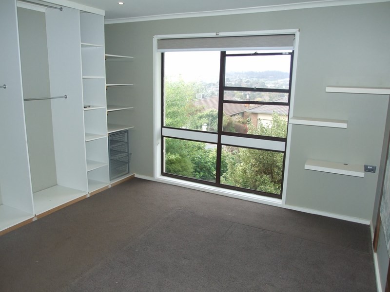 31 Roseman Road, Chirnside Park VIC 3116