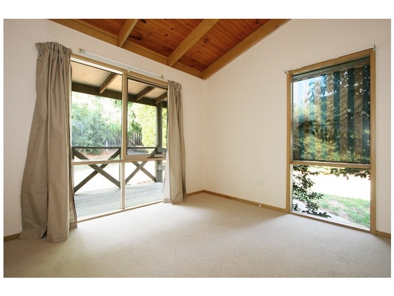 5 Deschamps Avenue, Lilydale VIC 3140