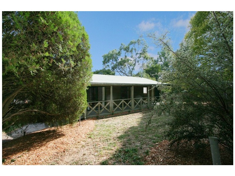 5 Deschamps Avenue, Lilydale VIC 3140