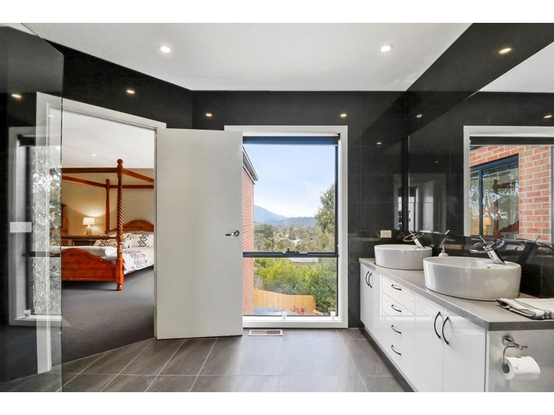 112 Old Gippsland Road, Lilydale VIC 3140