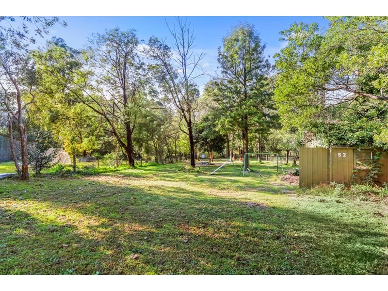 6 Hillcrest Grove, Healesville VIC 3777