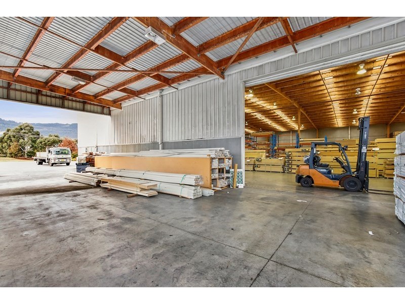 21 Southfork Drive, Kilsyth South VIC 3137