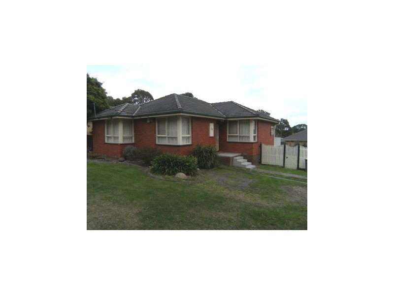 16 Enfield Drive, Bayswater VIC 3153