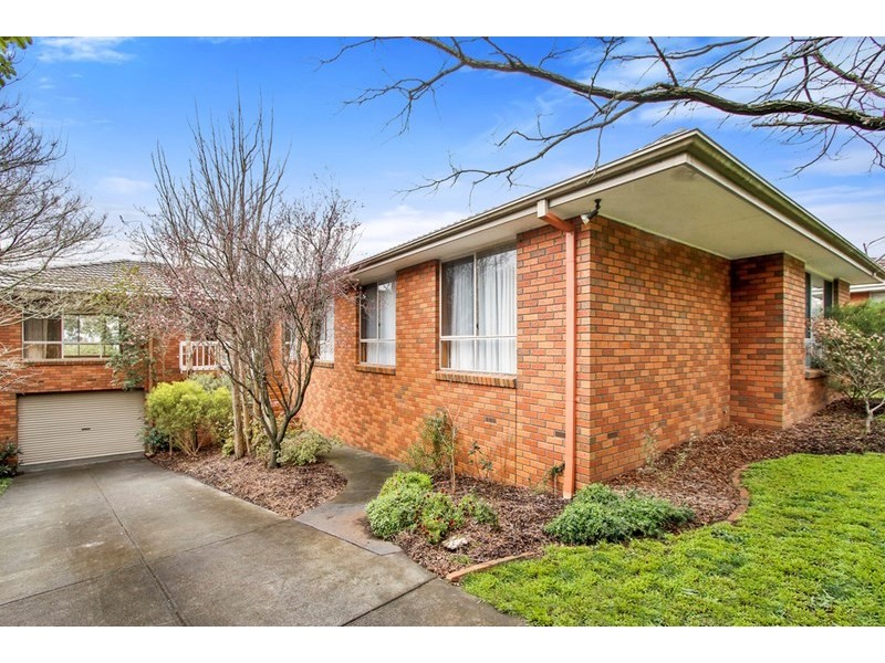 30 Crown Point Ridge, Chirnside Park VIC 3116