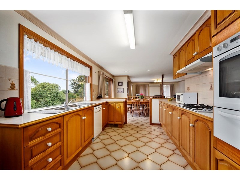 30 Crown Point Ridge, Chirnside Park VIC 3116