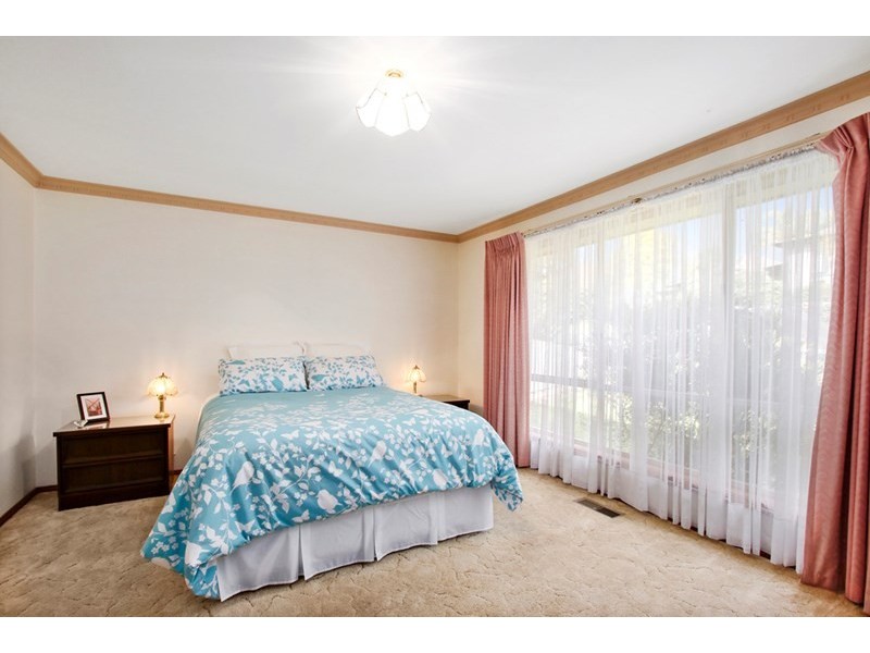 30 Crown Point Ridge, Chirnside Park VIC 3116