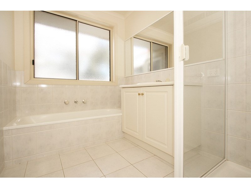 17 Kyra Close, Lilydale VIC 3140