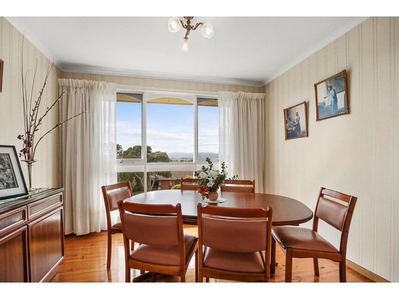 10 Crestway, Lilydale VIC 3140