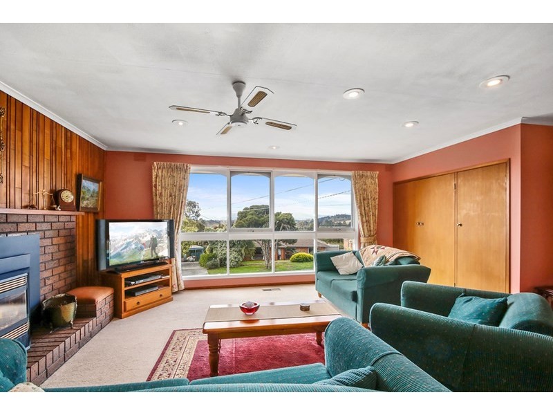 10 Crestway, Lilydale VIC 3140