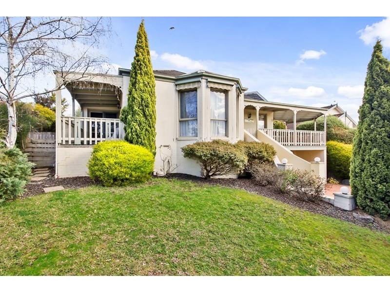53 Lakeview Drive, Lilydale VIC 3140