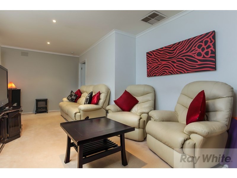 2 The Wallaby Run, Chirnside Park VIC 3116