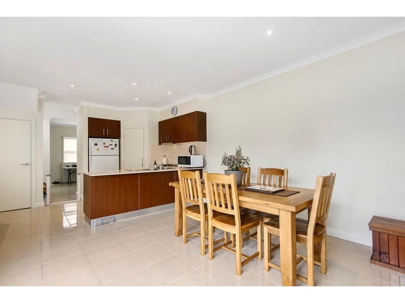 2/11 Bowen Road, Lilydale VIC 3140