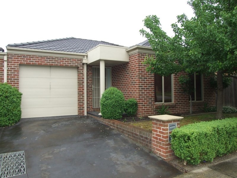 32 Beresford Road, Lilydale VIC 3140