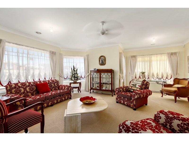 42 Kingsburgh Lane, Lilydale VIC 3140