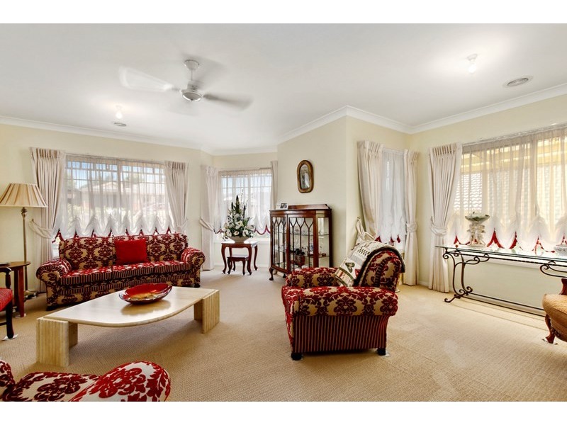 42 Kingsburgh Lane, Lilydale VIC 3140