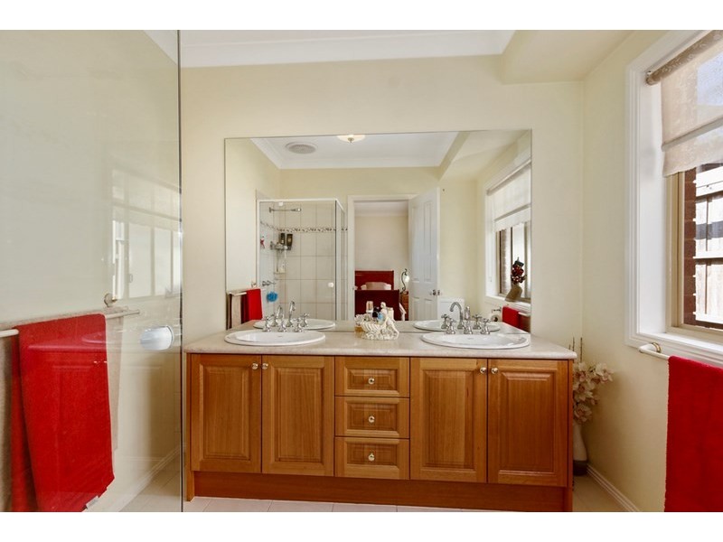 42 Kingsburgh Lane, Lilydale VIC 3140