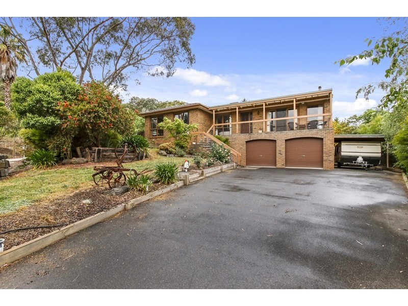 9 Admiral Court, Lilydale VIC 3140