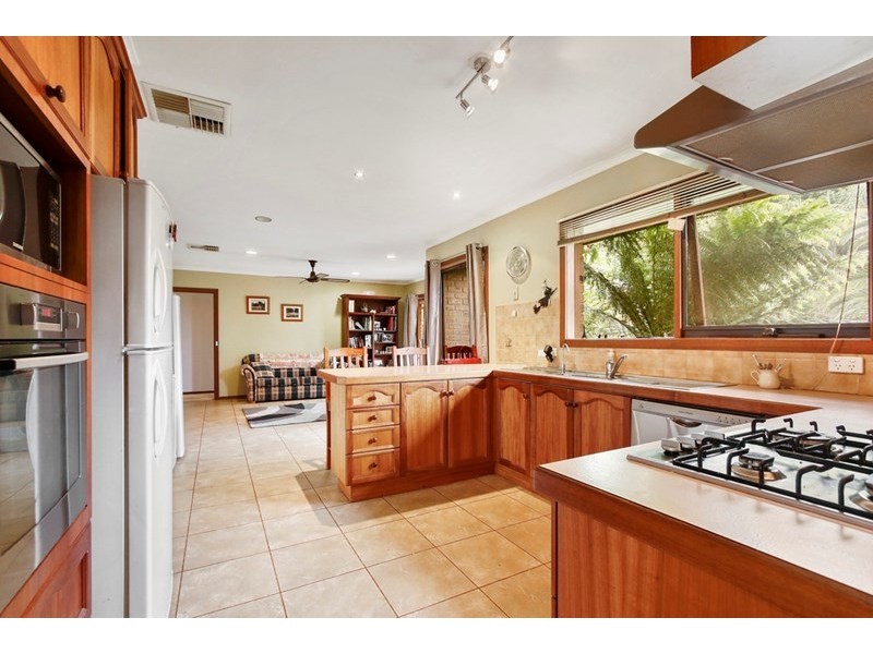 9 Admiral Court, Lilydale VIC 3140