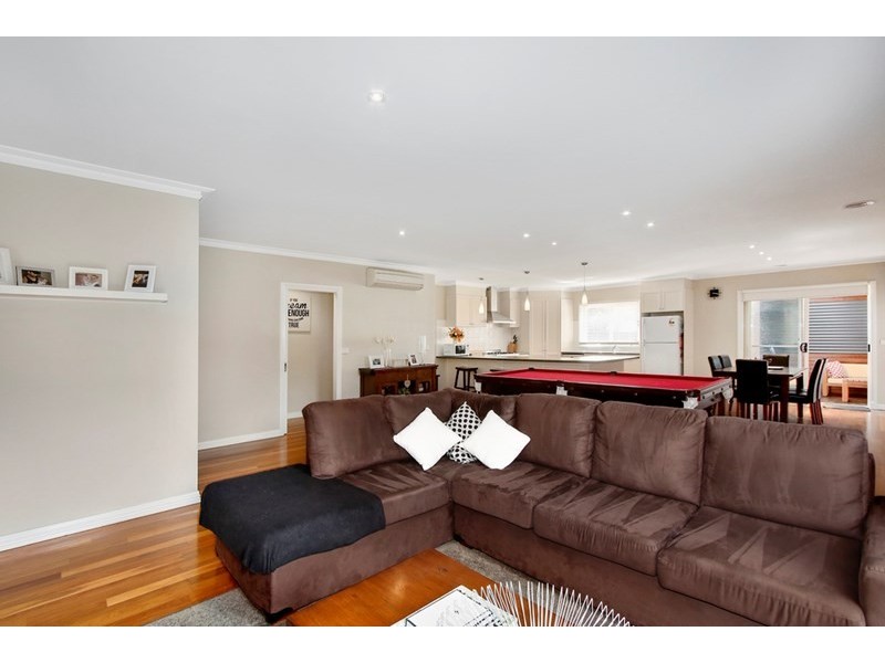 9A Geoffrey Drive, Kilsyth VIC 3137