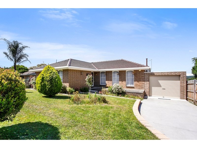 38 Erskine Ridge, Mooroolbark VIC 3138