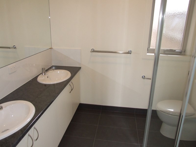 13 Hansford Close, Kilsyth VIC 3137